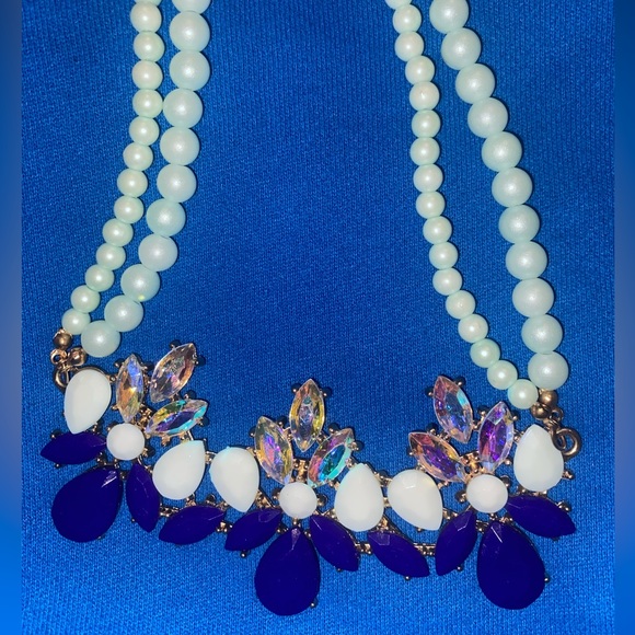 New Blue rhinestone aqua statement necklace - Picture 2 of 4